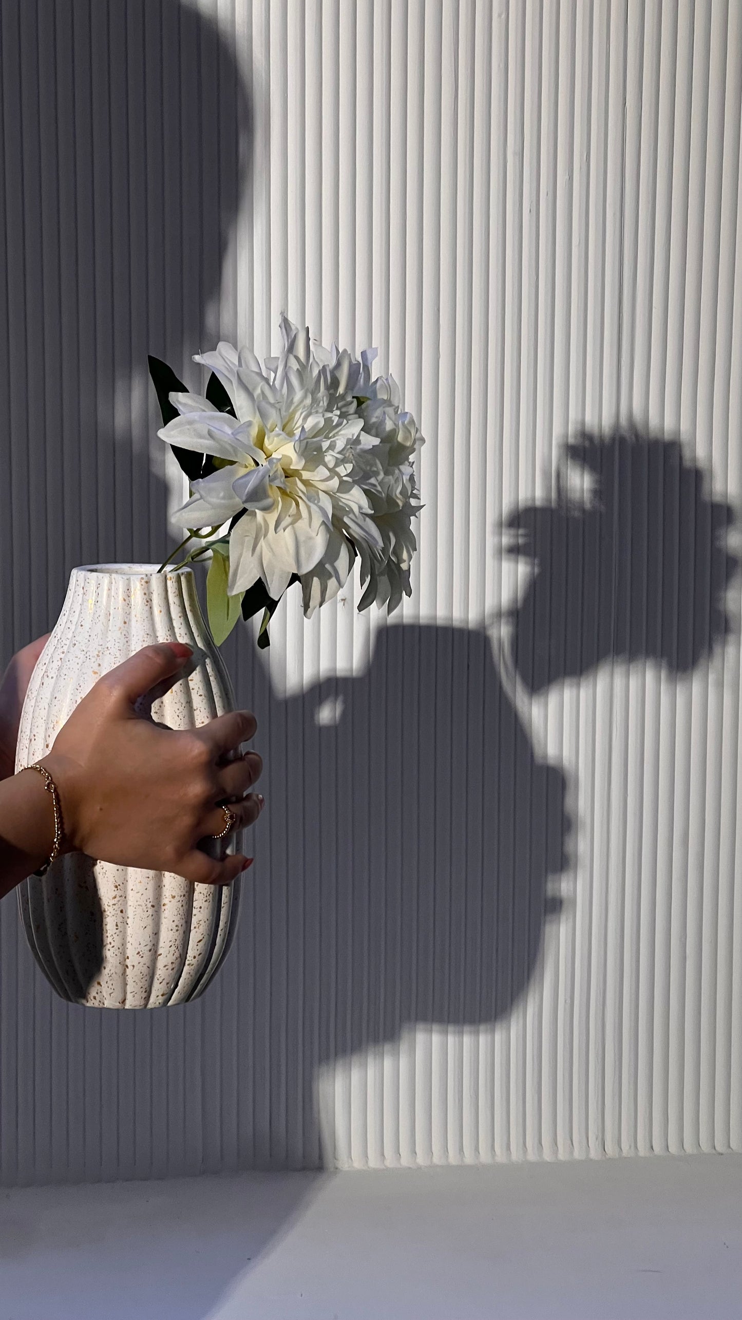 Pumpkin white & Gold vase