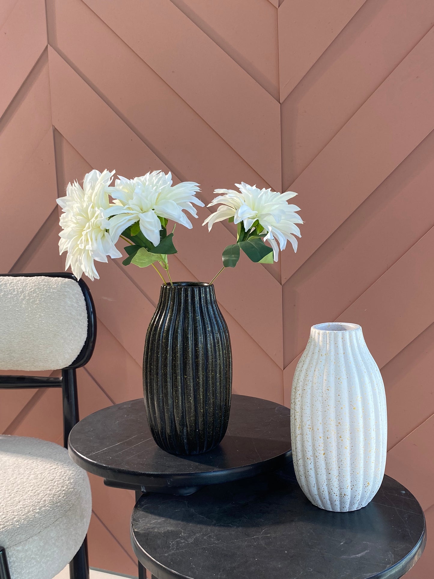 Pumpkin white & Gold vase