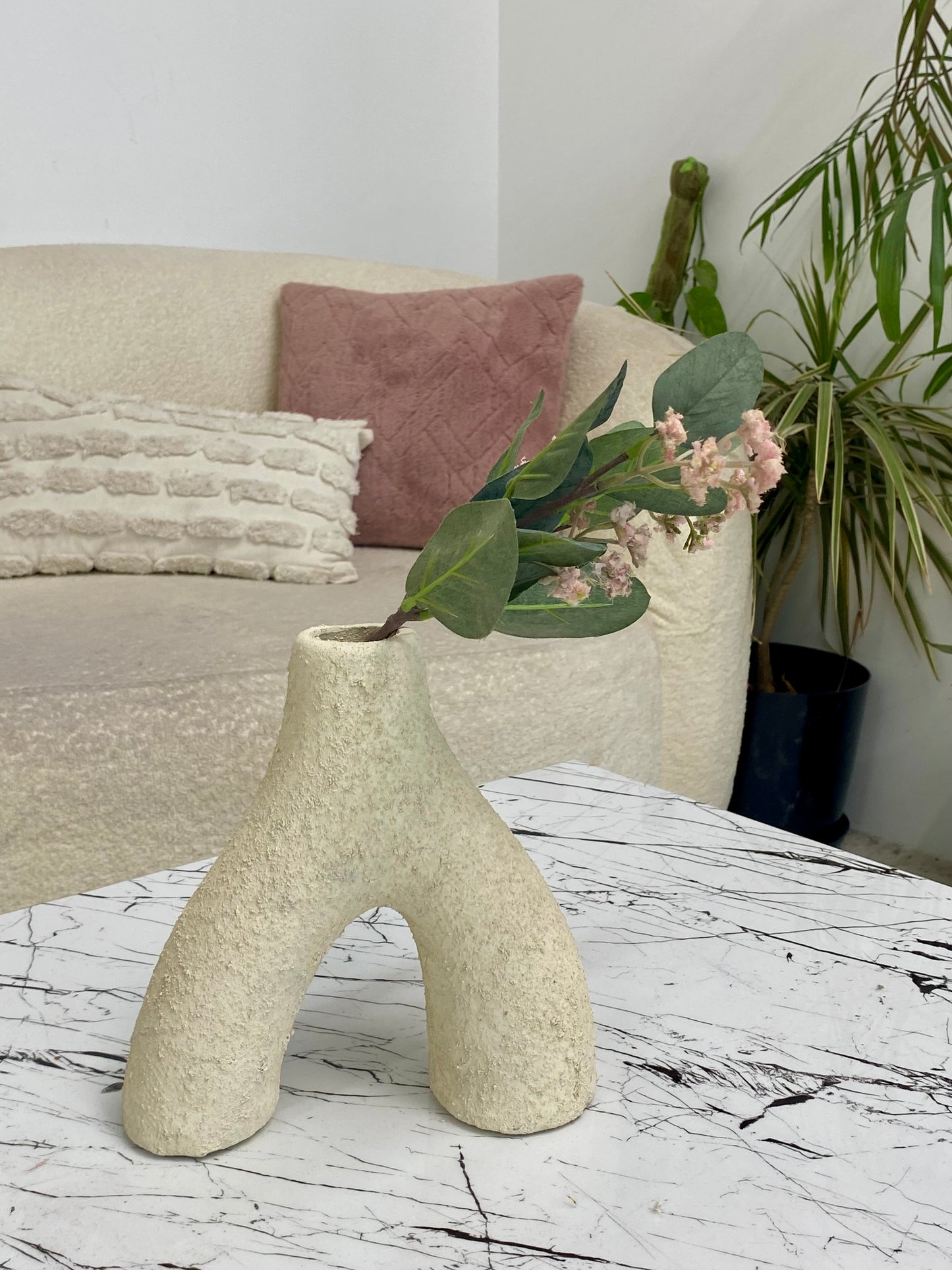 Arch vase
